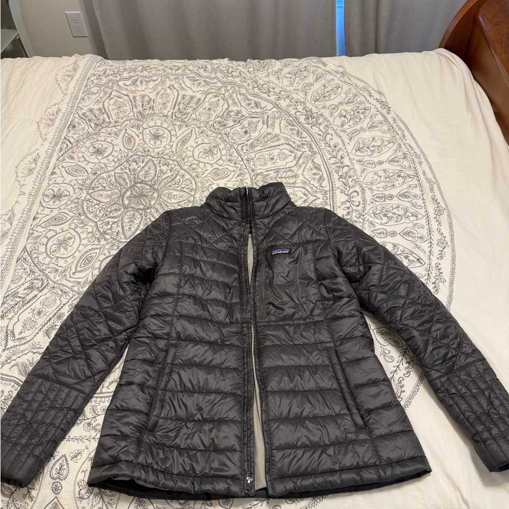 Patagonia Women’s Black Quilted Lightweight Puffer Jacket